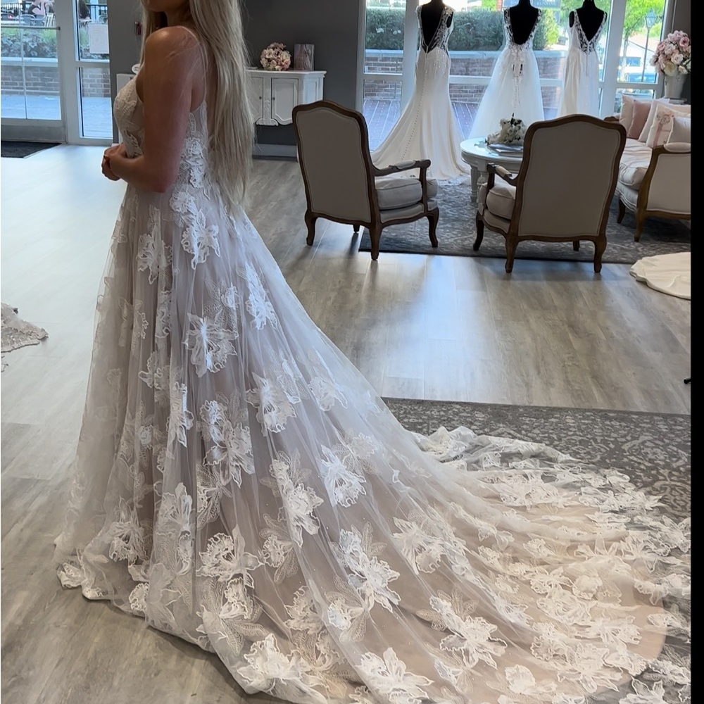 Madi Lane - Avery dress